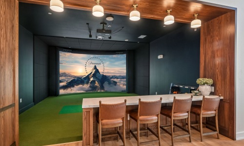 golf simulator with seating